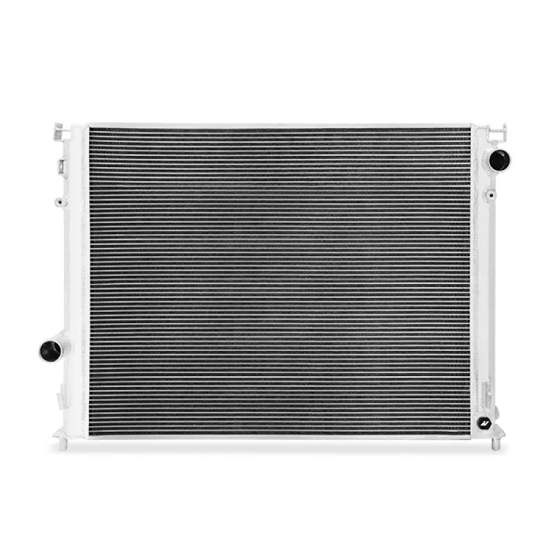 Mishimoto 09-16 Dodge Challenger/Charger 5.7L V8 Performance Aluminum Radiator - Installation View