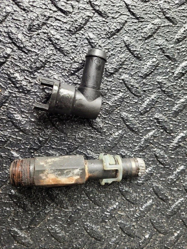 Mishimoto 2007.5+ Ram 6.7L Cummins Top Heater Hose Upgrade - Additional View 6
