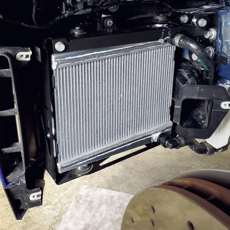 Mishimoto 2021+ BMW G8X M3/M4 Performance Auxiliary Radiators - Side View