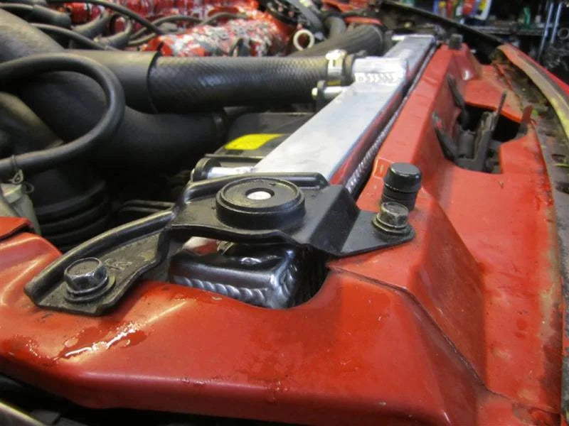 Mishimoto 91-99 Mitsubishi 3000GT Turbo Manual Aluminum Radiator - Installation View
