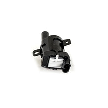 Load image into Gallery viewer, Mishimoto 99-07 GM Truck/Heatsink Style Ignition Coil - Installation View
