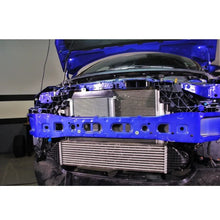 Load image into Gallery viewer, Mishimoto Heavy Duty Transmission Cooler w/ Electric Fan - Additional View 9