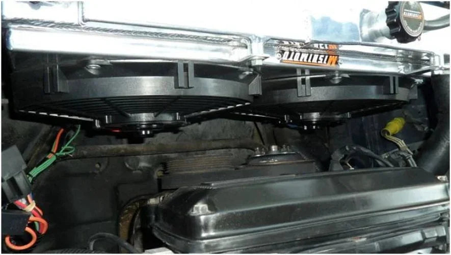 Mishimoto 83-87 Toyota Corolla Aluminum Fan Shroud Kit - Side View