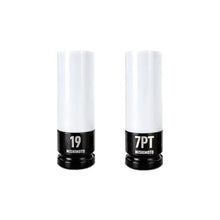 Load image into Gallery viewer, Mishimoto Steel Locking Lug Nuts M14x1.5 24pc Set Silver - Additional View 5