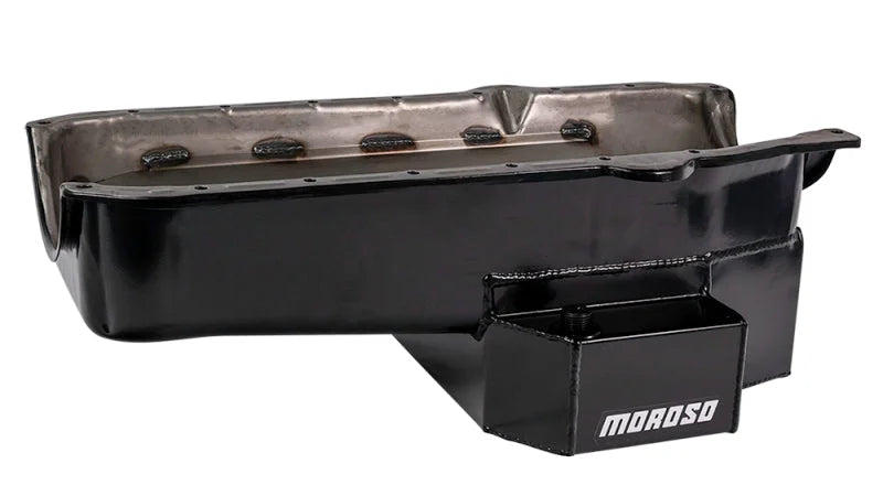 Moroso 86-Up Chevrolet Small Block (w/1 Pc Seal) Road Race Wet Sump 7qt 7.5in Steel Oil Pan - Black - Installation View