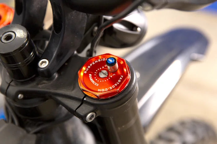 Motion Pro MICRO BLEEDER SET, FOR FAST ACE ALX13RC FORK - Side View