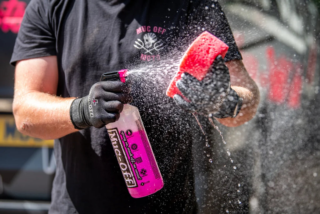 Muc-Off USA Bike Cleaner - 1L 904US - Side View