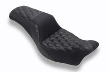 Load image into Gallery viewer, Mustang 06-17 HD Dble Diamond Squareback One-Piece, 2 Up Dyna Black w/Gunmetal Thread