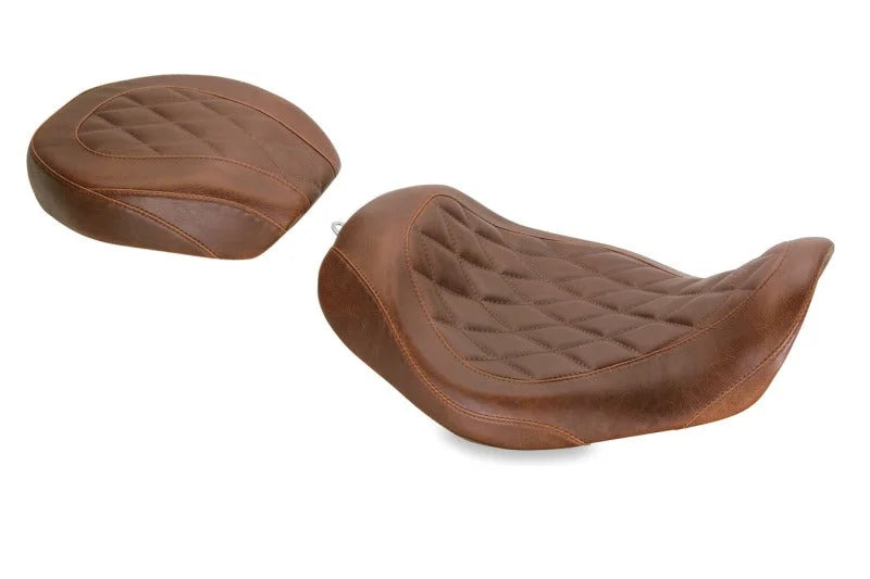 Mustang 06-17 Harley Dyna Wide Tripper Solo Seat Diamond Stitch - Distressed Brown - Main Product View