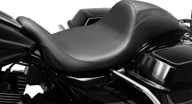 Mustang 08-21 Harley Electra Glide, Rd Glide, Rd King, Str Glide Hightail Fastback 1PC Seat - Black - Detail View