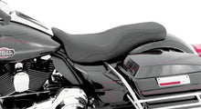 Load image into Gallery viewer, Mustang 08-21 Harley Electra Glide Std,Rd Glide,Rd King,Street Glide DayTripper 1PC Seat - Black - Main Product View