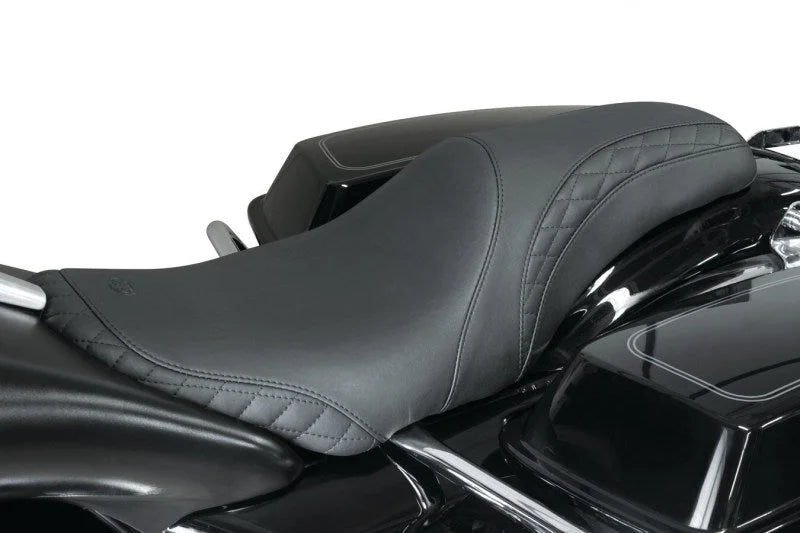 Mustang 08-21 Harley Electra Glide,Rd Glide,Rd King Tripper Fastback 1PC Seat w/Diam Stitch - Black - Side View