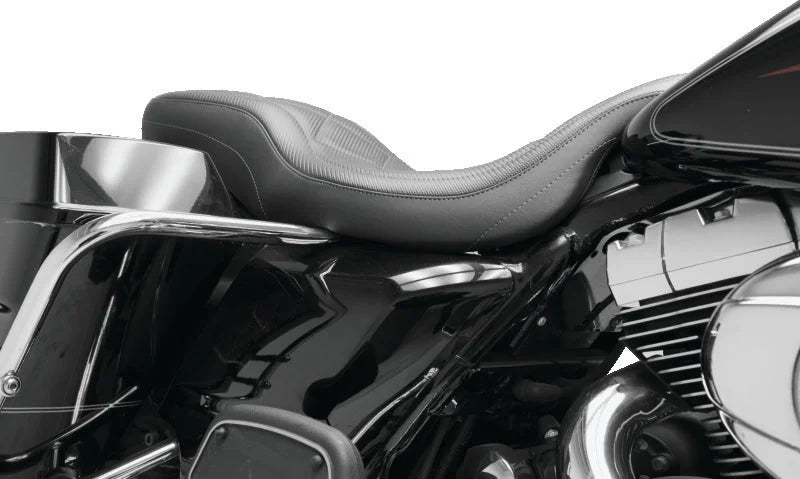 Mustang 08-21 Harley Electra Glide,Rd Glide,Rd King,Str Glide Super Tripper 1PC Seat Carbon - Blac - Detail View