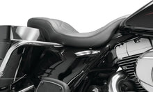Load image into Gallery viewer, Mustang 08-21 Harley Electra Glide,Rd Glide,Rd King,Str Glide Super Tripper 1PC Seat Carbon - Blac - Detail View