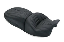 Load image into Gallery viewer, Mustang 15-21 Harley Freewheeler Standard Touring Deluxe 1PC Seat - Black - Main Product View