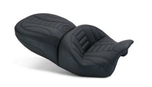 Load image into Gallery viewer, Mustang 15-21 Harley Freewheeler Standard Touring Forward Deluxe 1PC Seat - Black - Side View