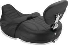 Load image into Gallery viewer, Mustang 15-21 Harley Freewheeler Std Touring Deluxe 1PC Seat w/Driver and Passenger Backrest - Black - Installation View
