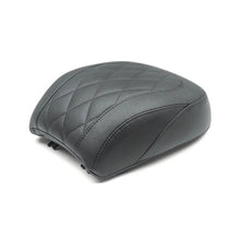 Load image into Gallery viewer, Mustang 18-21 Harley Fat Boy Wide Tripper Passenger Seat Diamond Stitch - Black - Detail View