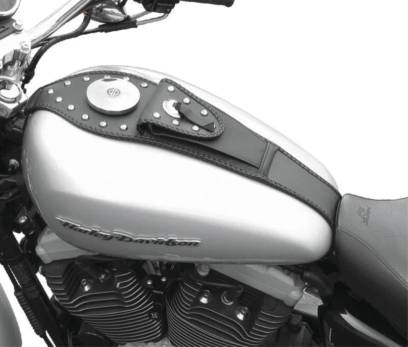 Mustang 18-21 Harley Heritage Classic, Deluxe Wide Tripper Solo Seat w/Driver Backrest Diam - Brown - Main Product View