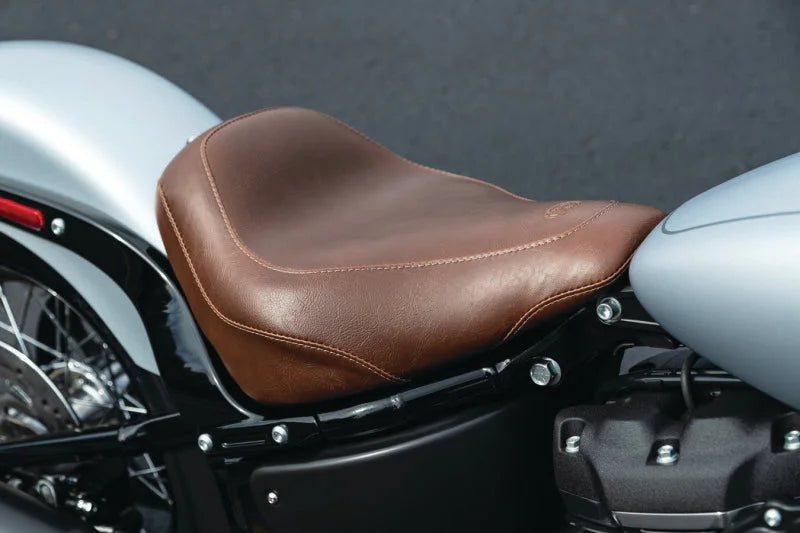 Mustang 18-21 Harley Softail Slim Wide Tripper Solo Seat - Brown - Side View
