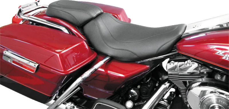 Mustang 97-07 Harley Electra Glide Std, Road Glide Tripper Fastback Solo Seat - Black - Detail View