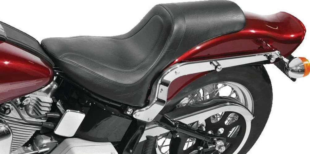 Mustang 84-06 Harley Standard Rear Tire Fastback 1PC Seat - Black - Detail View