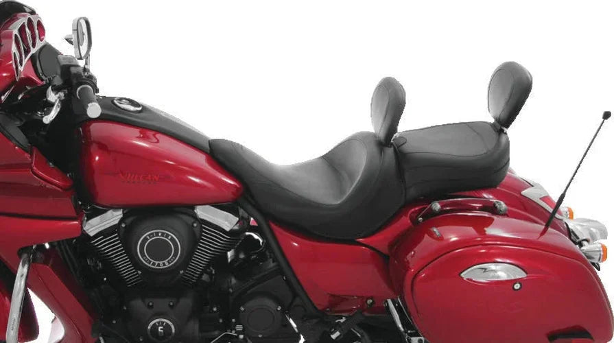 Mustang 11-19 Kawasaki Vulcan 1700, Vaquero Std Touring 1PC Seat w/Driver and Pass Backrest - Black - Side View