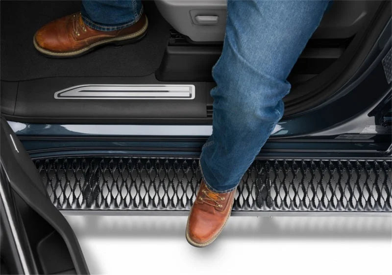 N-Fab Growler Fleet 19-20 Chevy/GMC 1500 Double Cab - Cab Length - Tex. Black - Additional View 9