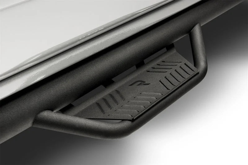 N-Fab Podium LG 15-18 GMC/Chevy Canyon/Colorado Crew Cab SRW - Tex. Black - Cab Length - 3in - Installation View