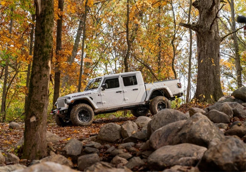 N-Fab Trail Slider Steps 2020 Jeep Wrangler Gladiator JT 4 Door All Beds - SRW - Textured Black - Installation View
