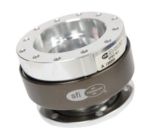 Load image into Gallery viewer, NRG Quick Release Gen 2.0 - Silver Body / Chrome Ring SFI Spec 42.1 - Detail View