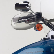 Load image into Gallery viewer, National Cycle 089-09 Harley FXST/96-13 FLHT/FLTR/09-17 FLHR/87-23 FLSCT Hand Deflectors-Lt Tint - Detail View