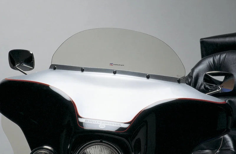 National Cycle 69-85 Harley Davidson FLH 4/5 Speed w/Fairing Chopped 7 in. Windshield-Tinted - Side View