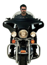 Load image into Gallery viewer, National Cycle 96-13 Harley Davidson FLHT/FLHX/FLHTK/SE Touring Chopped 4 in. Windshield-Tinted