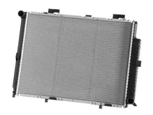 Load image into Gallery viewer, Nissens Radiator 62689A