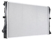 Load image into Gallery viewer, Nissens Radiator 627033 - Side View