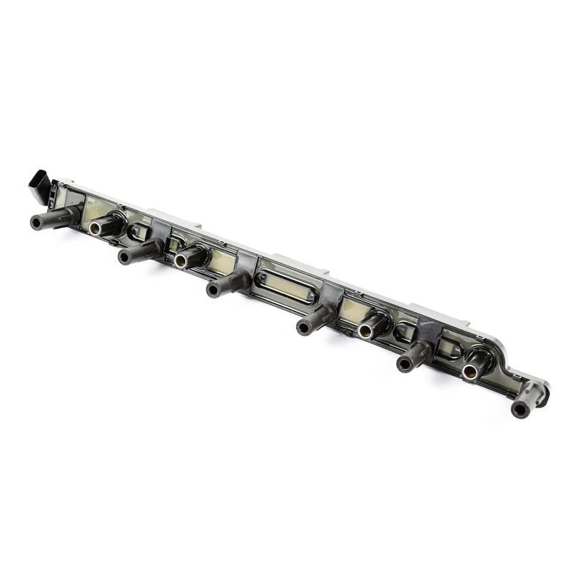 Omix Ignition Coil- 00-06 XJ/WJ/TJ 4.0L - Detail View