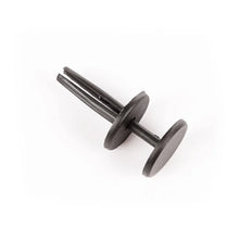 Load image into Gallery viewer, Omix Retainer Clip Lower Sill Mlding- 94-04 ZJ/WJ/MK - Side View