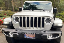 Load image into Gallery viewer, Oracle Jeep Wrangler JL/Gladiator JT Sport High Performance W LED Fog Lights - White - Installation View