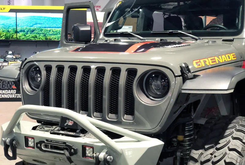Oracle Oculus Bi-LED Projector Headlights for Jeep JL/Gladiator JT - Matte Blk - 5500K - Additional View 6