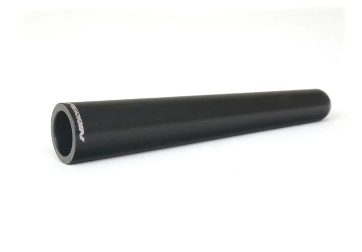 PERRIN 08-14 Subaru WRX/STI & 09-14 Forester Shorty Antenna w/OEM Pivoting Base - 3in. Mast - Side View