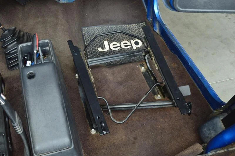 PRP Jeep CJ7/YJ Seat Adapter Mount (Passenger Side) - Back View