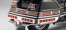 Load image into Gallery viewer, Parts unlimited Saddlebag Lens Grille Set - Chrome - GL1500 45-8918-BC9 - Side View