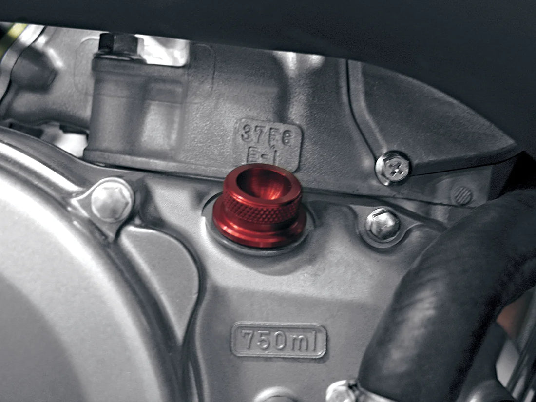 Pingel Red Oil Fill Cap - Kawasaki/Suzuki 62300 - Side View
