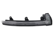 Load image into Gallery viewer, Porsche Turn Signal Light 958-631-102-31 - Main Product View