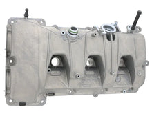 Load image into Gallery viewer, Porsche Valve Cover 946-105-136-67 - Side View