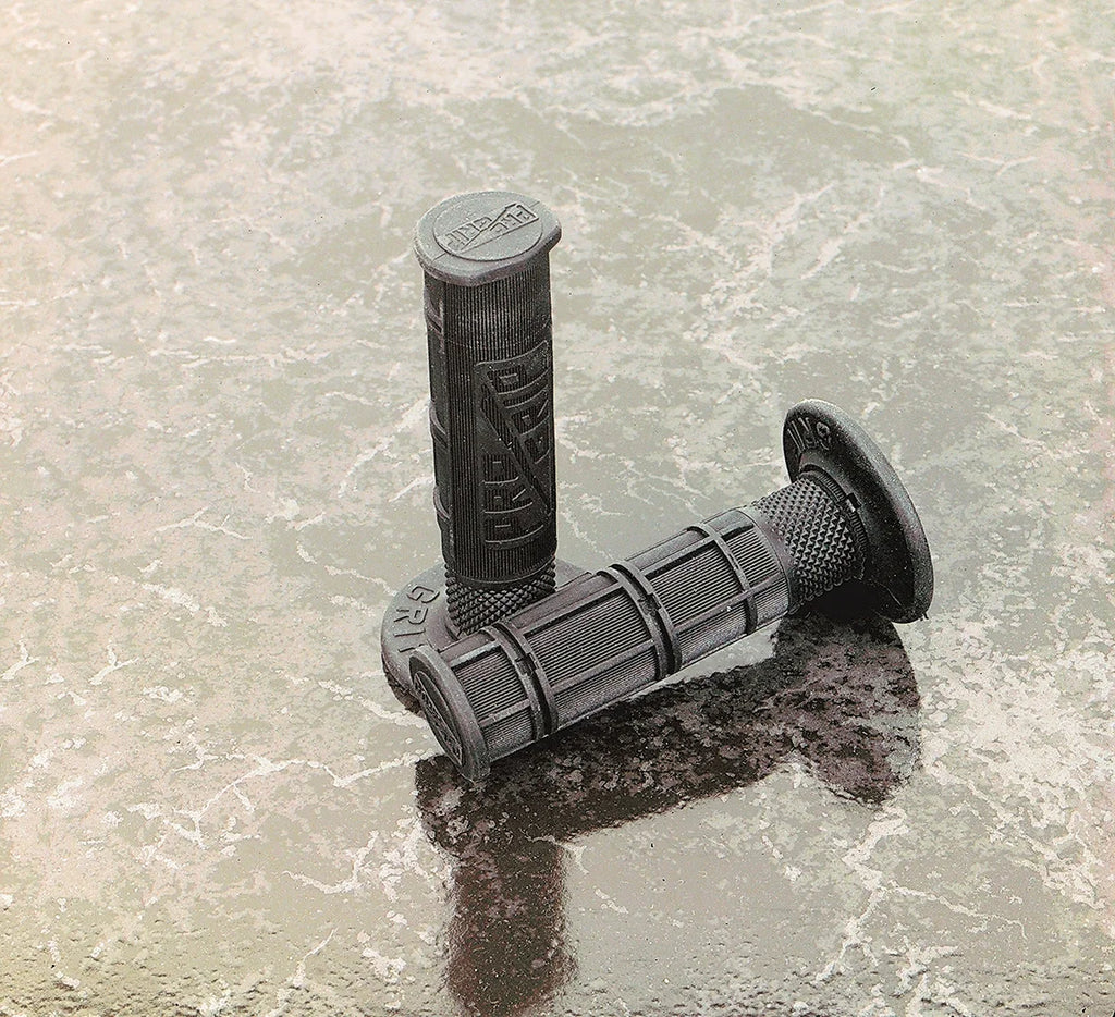 Pro Grip Grips - Cross - 795 - Black - Side View