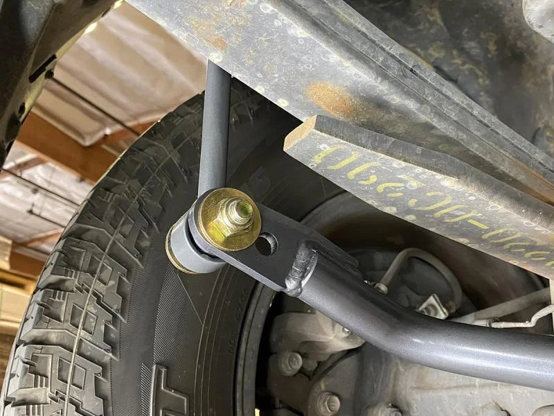 Progress Tech LT 07-21 Toyota Tundra End Link Kit 16in C-C - 2in Lift - Detail View