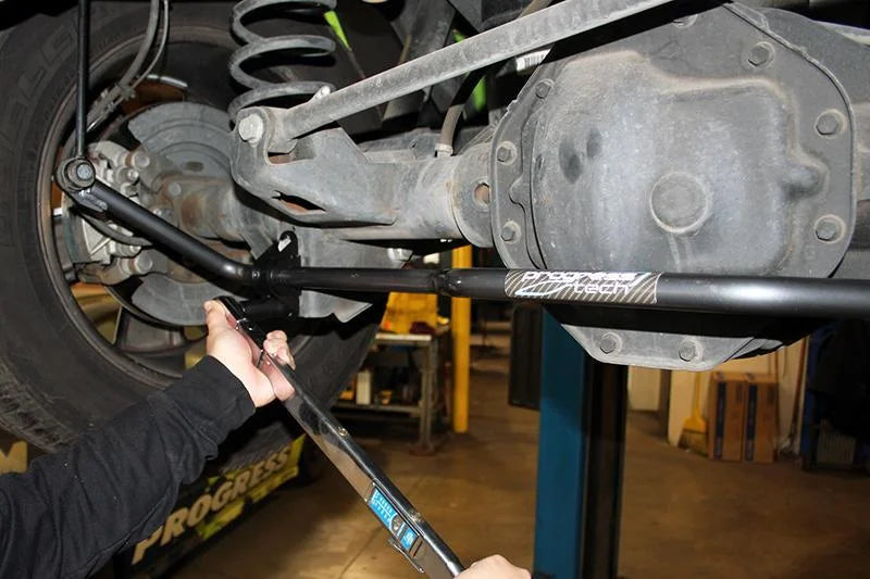 Progress Tech LT 09-22 Ram 1500 4WD Rear Sway Bar 1.00in dia. (25mm) - Side View