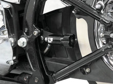Load image into Gallery viewer, Progressive 88-99 Harley Softail 422 Series Shocks w/RAP Heavy Duty - Chrome - Detail View